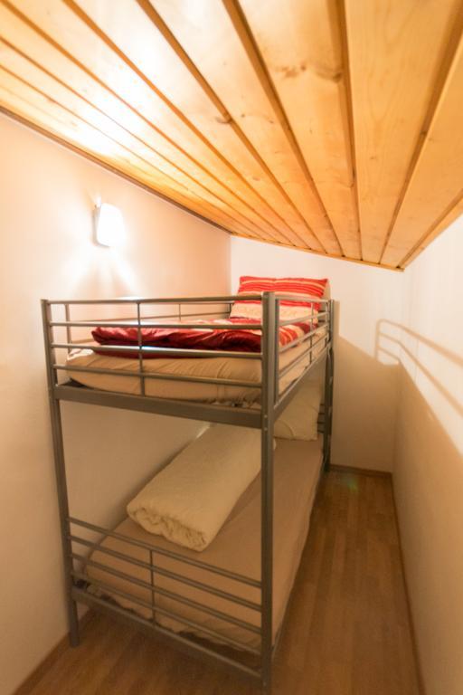Chalet Drei Brueder Bruck an der Grossglocknerstrasse Ruang foto