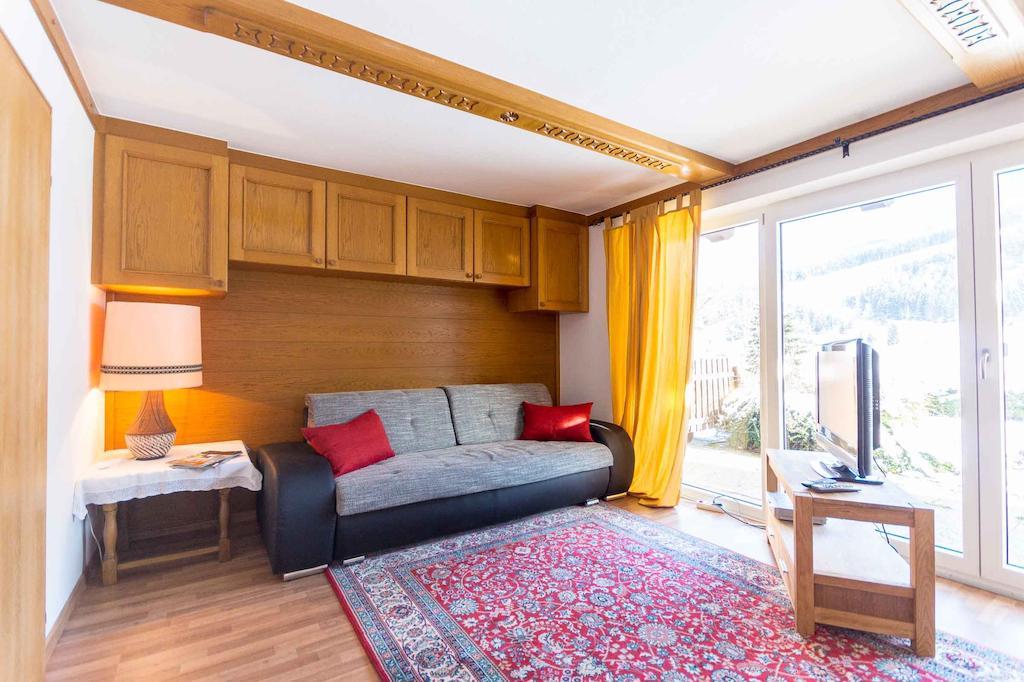 Chalet Drei Brueder Bruck an der Grossglocknerstrasse Ruang foto